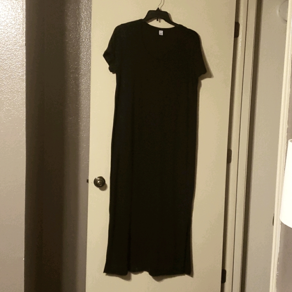 Old Navy black maxi dress TALL